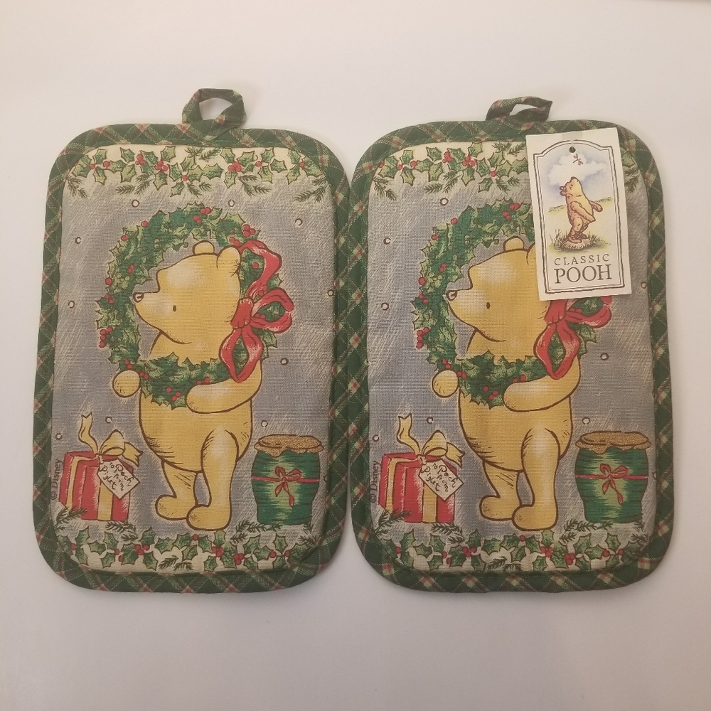Christmas Winnie the pooh oven mitts